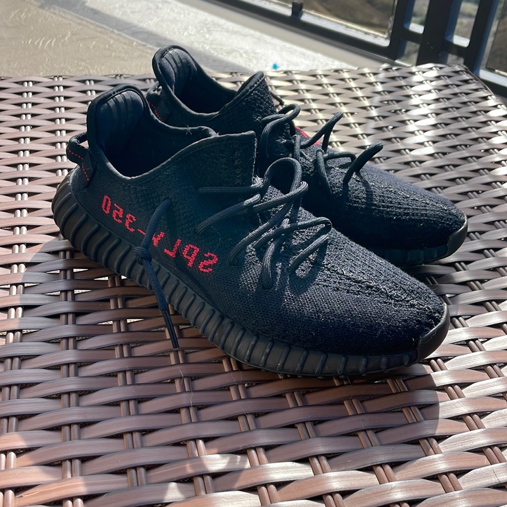 Core black mens yeezys